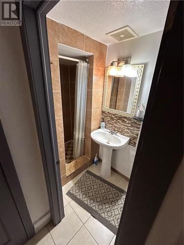 28 Milliken, Elliot Lake, ON - Indoor Photo Showing Bathroom