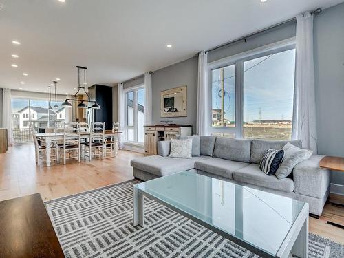 Overall view - 275 Rue Du Champ-Doré, Saint-Mathieu-De-Beloeil, QC - Indoor Photo Showing Living Room