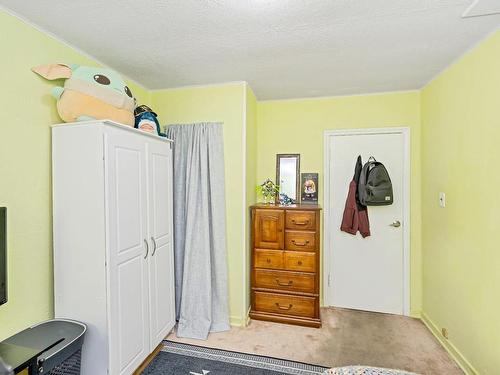 3820 Epsom Dr, Saanich, BC - Indoor Photo Showing Bedroom