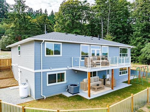 3077 Hillview Rd, Lantzville, BC - Outdoor With Deck Patio Veranda With Exterior