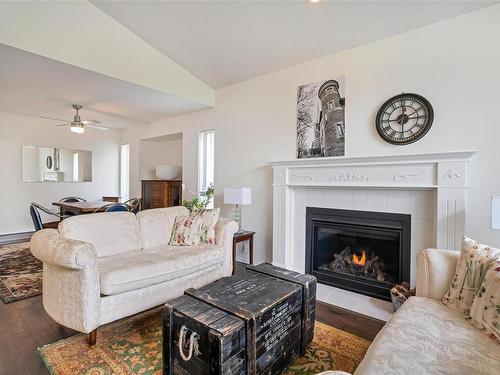 1766 Wilmot Rd, Cowichan Bay, BC - Indoor Photo Showing Living Room With Fireplace