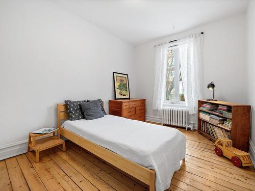 Bedroom - 5299 Rue Chabot, Montréal (Le Plateau-Mont-Royal), QC - Indoor Photo Showing Bedroom