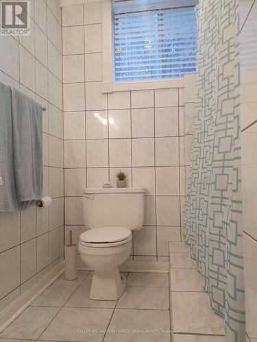3352 Ellengale Drive, Mississauga, ON - Indoor Photo Showing Bathroom