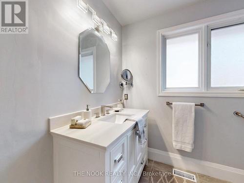 531 Alma St, Scugog, ON - Indoor Photo Showing Bathroom