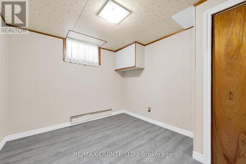 1094 Highway 2 Road, Kingston, ON - Indoor Photo Showing Other Room