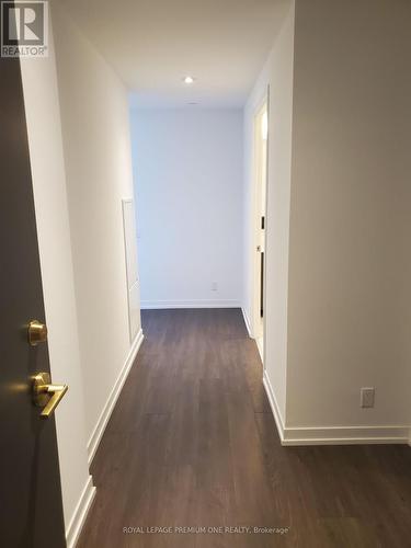 #4007 -950 Portage Pkwy, Vaughan, ON - Indoor Photo Showing Other Room