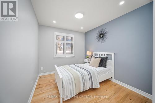 53 Hawman Avenue, King, ON - Indoor Photo Showing Bedroom