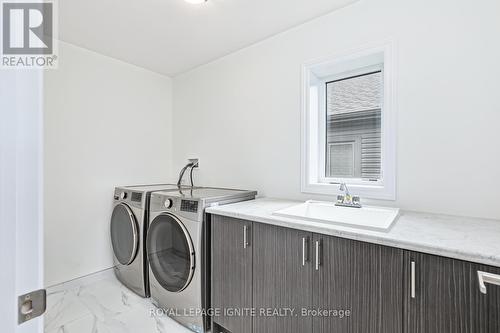 11 Tran Street, Wasaga Beach, ON - Indoor Photo Showing Laundry Room