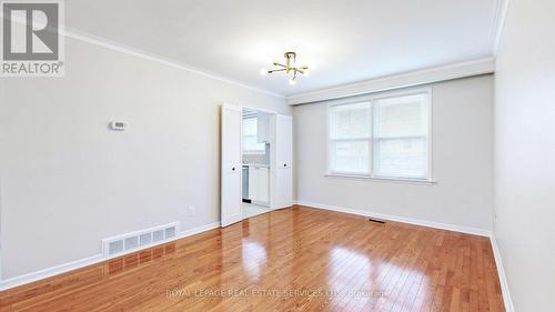 21 Pitkin Court, Toronto (Brookhaven-Amesbury), ON - Indoor Photo Showing Other Room