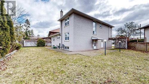 21 Pitkin Court, Toronto (Brookhaven-Amesbury), ON - Outdoor With Exterior