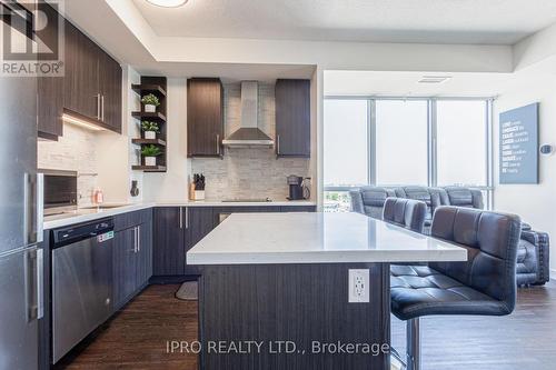 #1104 -2093 Fairview St, Burlington, ON - Indoor Photo Showing Kitchen With Stainless Steel Kitchen With Upgraded Kitchen