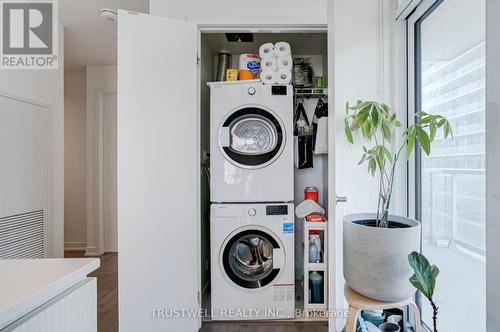 1308 - 20 Richardson Street, Toronto, ON - Indoor Photo Showing Laundry Room