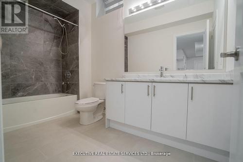 158 Petch Ave, Caledon, ON - Indoor Photo Showing Bathroom