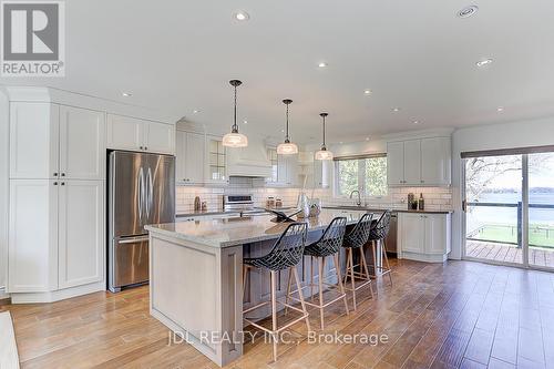 49 Druan Drive, Kawartha Lakes, ON - Indoor Photo Showing Kitchen With Upgraded Kitchen