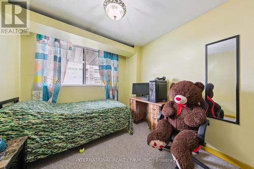 #188 -2095 Roche Crt, Mississauga, ON - Indoor Photo Showing Bedroom