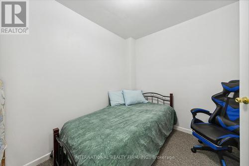 #188 -2095 Roche Crt, Mississauga, ON - Indoor Photo Showing Bedroom