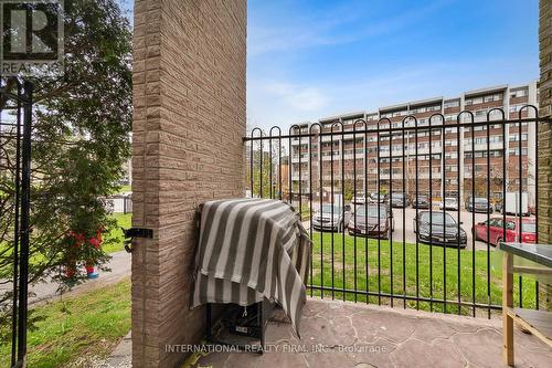 188 - 2095 Roche Court, Mississauga, ON - Outdoor