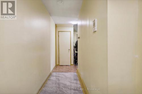 188 - 2095 Roche Court, Mississauga, ON - Indoor Photo Showing Other Room