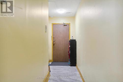 #188 -2095 Roche Crt, Mississauga, ON - Indoor Photo Showing Other Room