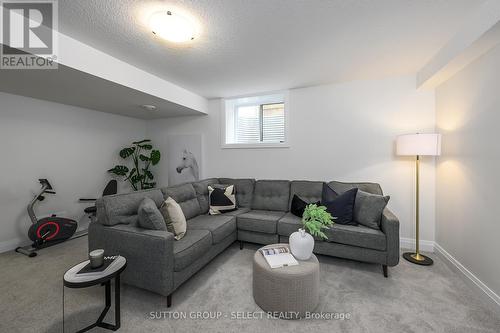 #40 -2835 Sheffield Pl, London, ON - Indoor Photo Showing Living Room