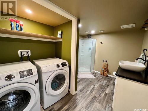 103 503 Colonel Otter Drive, Swift Current, SK - Indoor Photo Showing Laundry Room
