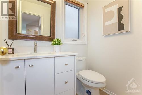 28 Covington Place, Nepean, ON - Indoor Photo Showing Bathroom