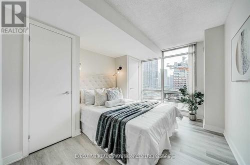#1208 -81 Navy Wharf Crt, Toronto, ON - Indoor Photo Showing Bedroom