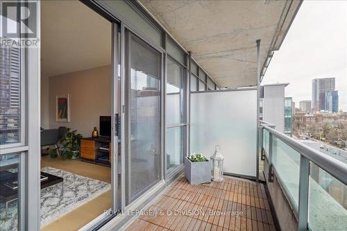 #809 -281 Mutual St, Toronto, ON - Outdoor With Balcony With Exterior
