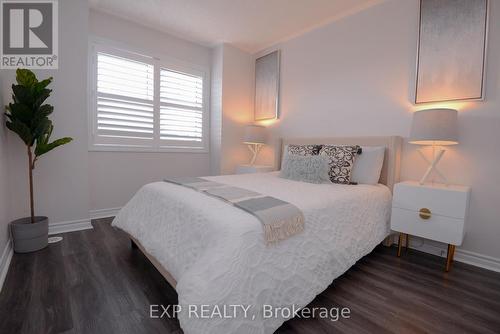#11 -9 Eaton Park Lane, Toronto, ON - Indoor Photo Showing Bedroom