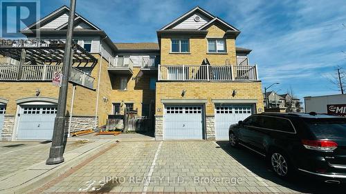 #4 -3070 Thomas St, Mississauga, ON - Outdoor With Balcony With Facade