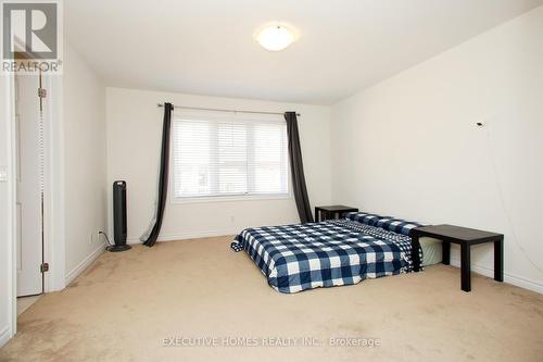 118 Symington Ave, Oshawa, ON - Indoor Photo Showing Bedroom
