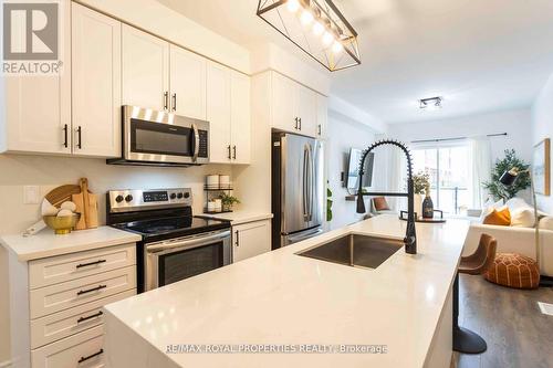 #402 -1148 Dragonfly Ave, Pickering, ON - Indoor Photo Showing Kitchen With Upgraded Kitchen