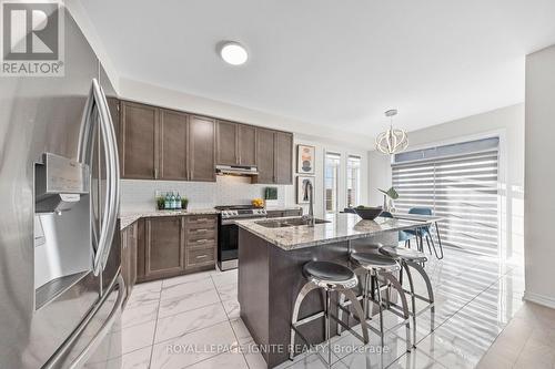 34 Cachia Lane, Ajax, ON - Indoor Photo Showing Kitchen With Upgraded Kitchen