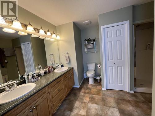 5615 Angus Court, Fort Nelson, BC - Indoor Photo Showing Bathroom