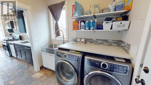 10908 111 Avenue, Fort St. John, BC - Indoor Photo Showing Laundry Room