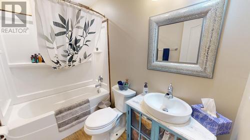 10908 111 Avenue, Fort St. John, BC - Indoor Photo Showing Bathroom