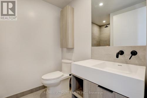 #4908 -108 Peter St, Toronto, ON - Indoor Photo Showing Bathroom