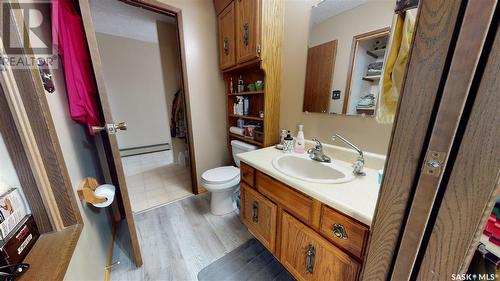 180 2Nd Avenue S, Duck Lake, SK - Indoor Photo Showing Bathroom