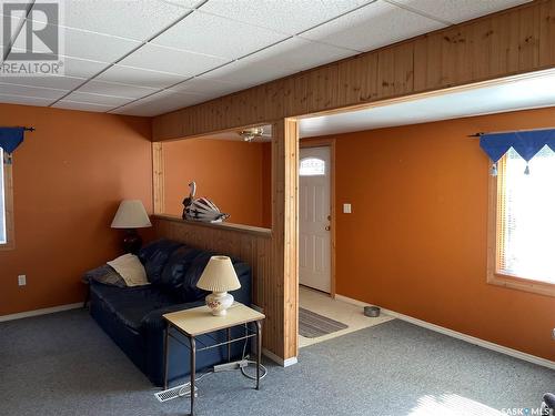 100 1St Avenue S, Lucky Lake, SK - Indoor Photo Showing Other Room