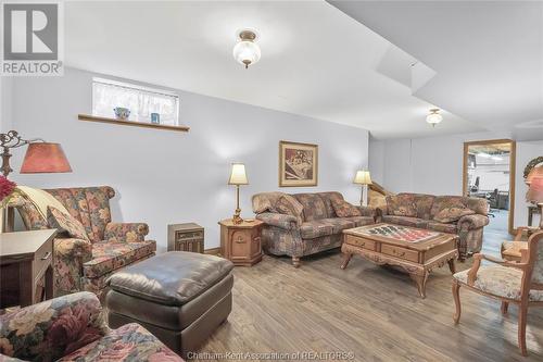 257 Victoria Avenue, Chatham, ON - Indoor Photo Showing Living Room