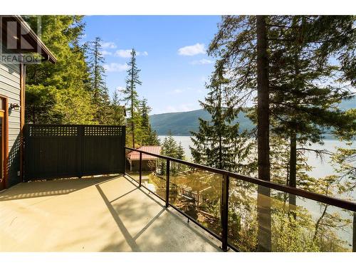 6432 Sunnybrae Canoe Point Road Unit# 6, Tappen, BC - Outdoor With View