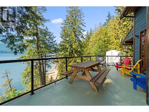 6432 Sunnybrae Canoe Point Road Unit# 6, Tappen, BC - Outdoor With Body Of Water