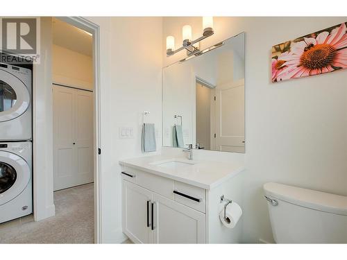 12798 Lake Hill Drive Unit# 53, Lake Country, BC - Indoor Photo Showing Laundry Room