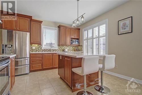 2774 Grand Vista Circle, Ottawa, ON - Indoor Photo Showing Kitchen With Upgraded Kitchen