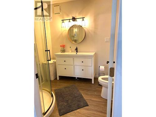1770 Johnstone Creek Road W, Rock Creek, BC - Indoor Photo Showing Bathroom