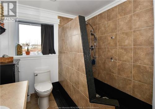 3000 Paulin, Bas Caraquet, NB - Indoor Photo Showing Bathroom