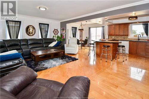 3000 Paulin, Bas Caraquet, NB - Indoor Photo Showing Living Room