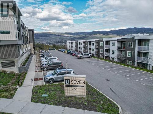 655 Academy Way Unit# 121, Kelowna, BC - Outdoor