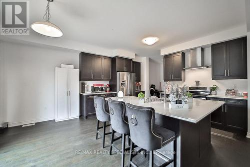 19 Mcgovern Lane, Brant, ON - Indoor Photo Showing Kitchen With Upgraded Kitchen