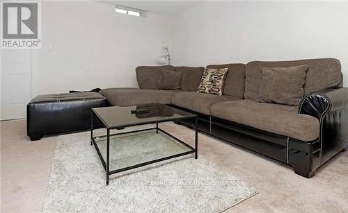 20 Providence Way, Wasaga Beach, ON - Indoor Photo Showing Living Room